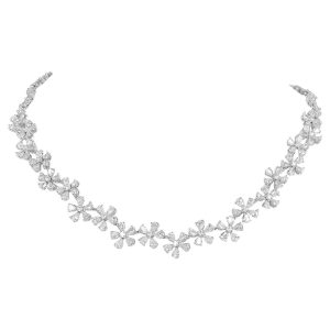 Exquisite silver necklace